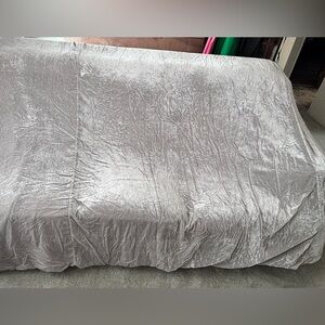 West Elm King Size Lush Wrinkled Crushed Velvet Silver/grey Duvet